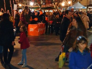 Carpa informativa en Plaza Cervantes
